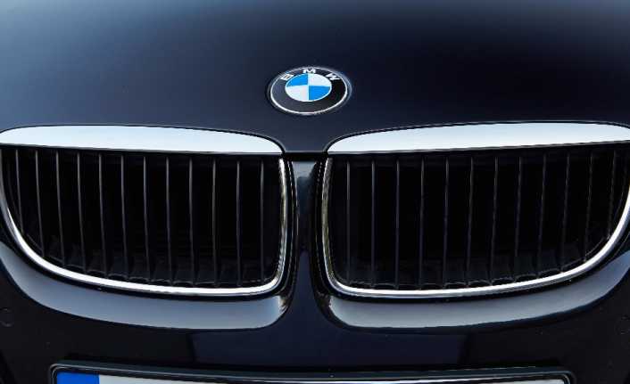 Alman otomobil üretici BMW, yangın tehlikesi ve emisyon sorunları yüzünden