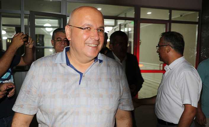 Kardemir Karabükspor’da alınan kongre kararı sonra kent protokolü 10 saat