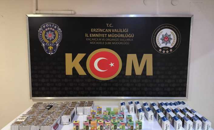Erzincan’da polis ekiplerince düzenlenen operasyonda 15 bin 732 adet makaron