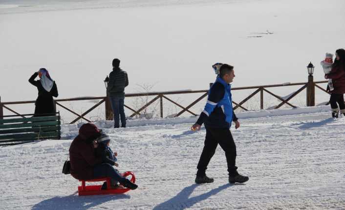 Türkiye'nin önemli kış turizm merkezlerinden Ergan Dağı Kış Sporları ve