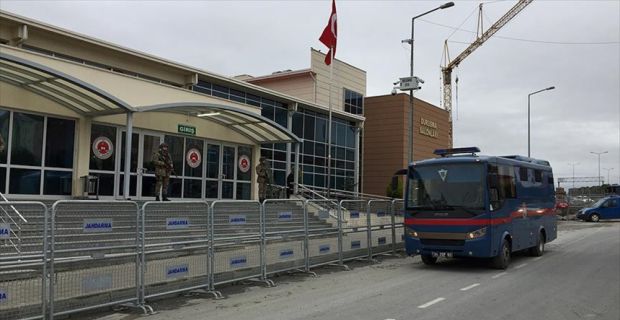 FETÖ sanığı SAT'çılar ile "mahrem imamları"nın davasında, savunması alınan sanığın