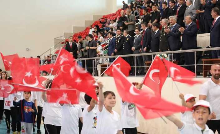 19 Mayıs Atatürk'ü Anma, Gençlik ve Spor Bayramı Çeşitli Etkinliklerle