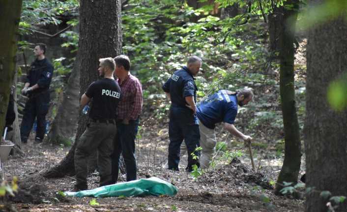 Almanya’nın Hamburg kentinde 27 Ocak 1999 tarihinde 10 yaşındayken evinden