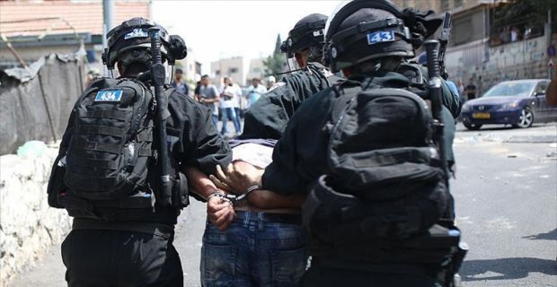 İsrail, 2017'de işgal altındaki Batı Şeria ile Gazze’den 3 bin