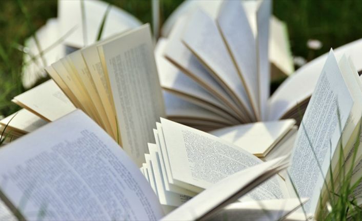 Kültür ve Turizm Bakanlığı, "okumanın yaşı yok" dedirten 7 ile