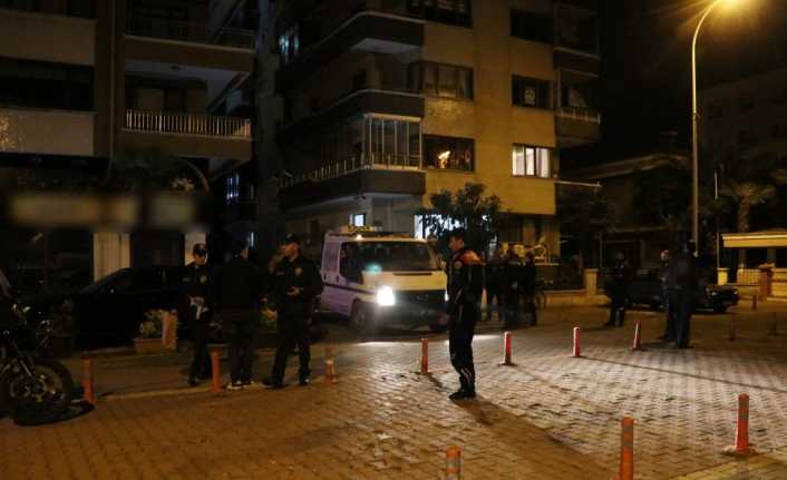 Yalova’da 4. kattaki evinin balkonundan çarşafla inmeye çalıştığı iddia edilen