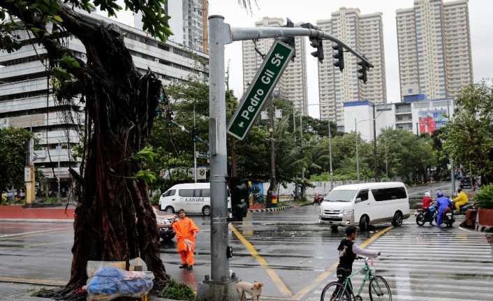 Filipinler ve Tayvan’da etkili olan süper tayfun ‘Mangkhut’ ülkenin kuzey