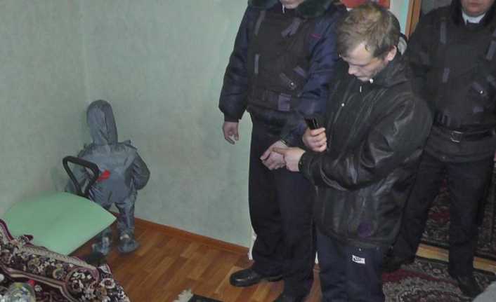 Rusya’nın Tambov bölgesinde bir baba, 4 yaşındaki kızını döverek öldürdü.