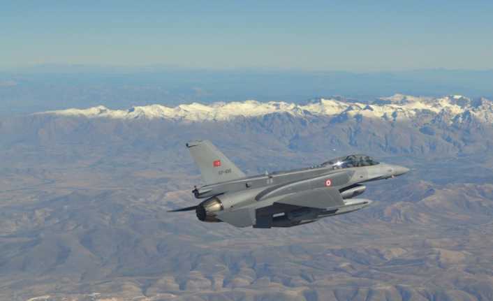 5 terörist daha ! Kuzey Irak’a düzenlenen hava harekatlarında üs bölgelerine saldırı hazırlığında olan