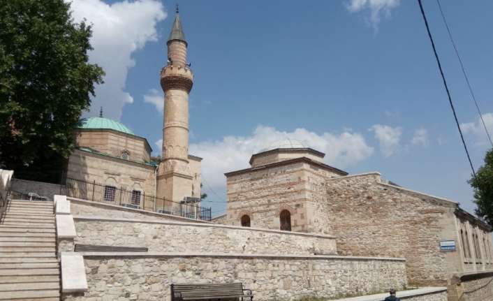 Kütahya’da, döneminin önde gelen fıkıh alimlerinden İshak Fakih Hazretleri tarafından