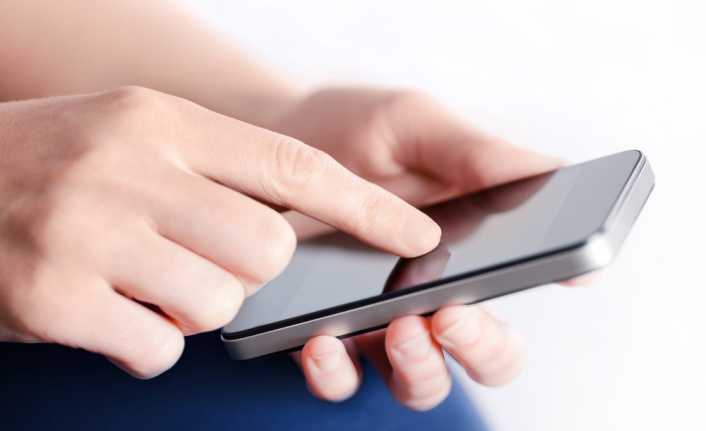 Yurt dışına çıkmadan abonesi olduğu GSM şirketinden özel konuşma ve
