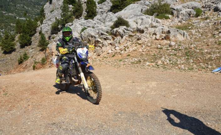 8. Transanatolia Ralli Raid’te yarışçılar, Taurus etabı olan ve Akseki’nin