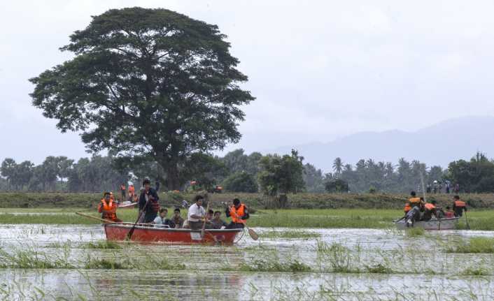Myanmar’da Swar Creek Barajının çöktü, 85 köyü sular altında bıraktı.