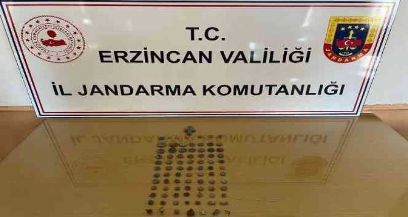 2 şüpheli, tarihi eser niteliğinde 85 obje ve sikke ile