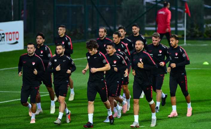 Bosna Hersek ile Rize’de özel maç yapacak olan A Milli