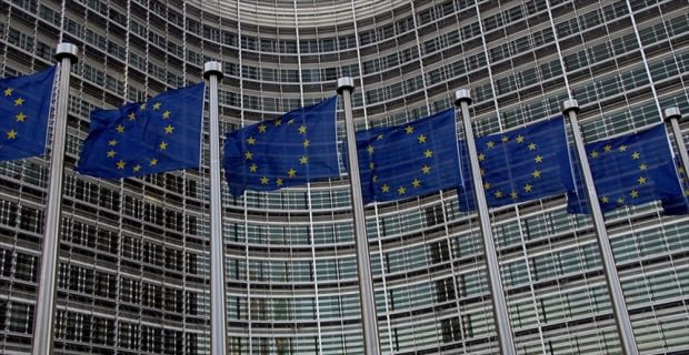 Brexit sonrası geçiş sürecinde İngiltere'de AB kuralları uygulanacak ancak İngiltere,