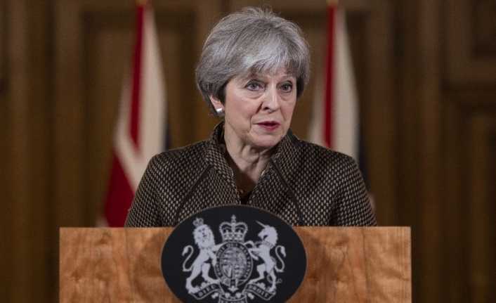 İngiltere Başbakanı Theresa May, Avrupa Birliği’nin Brexit müzakerelerinde İngiltere’ye saygı