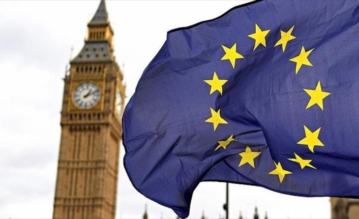 AB ve İngiltere arasında yapılan Brexit müzakerelerinde geçiş süreci konusunda