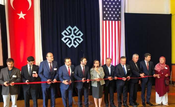 ABD’de temaslarda bulunan Ticaret Bakanı Ruhsar Pekcan, New Jersey’de devlet