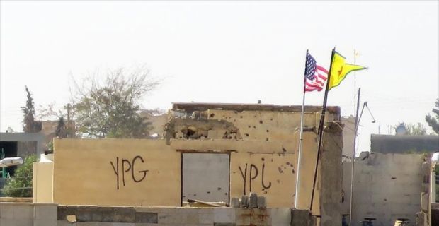 Edirne'de PYD/PKK'lı bir terörist yakalandı. Tutuklanan terörist ifadesinde, "ABD'den gelenler