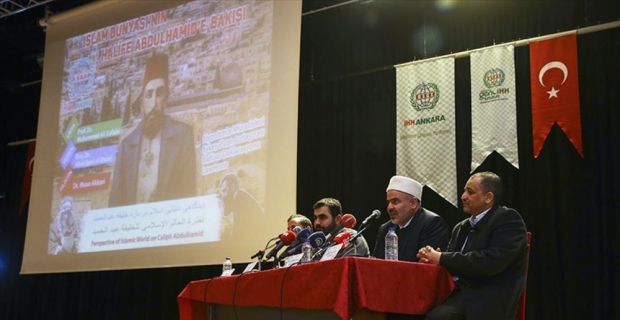 'İslam Dünyasının Halife Abdülhamid'e Bakışı' konferansında konuşan Libyalı araştırmacı Sallabi,