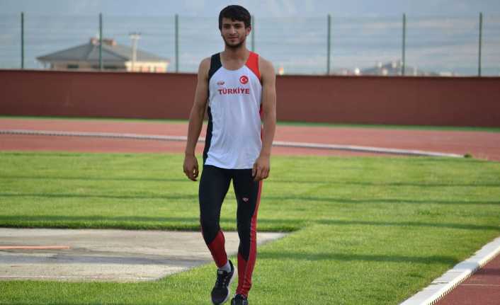 Türkiye U20 ve U23 Atletizm Şampiyonası Bursa’da yapıldı. U20'de 38,