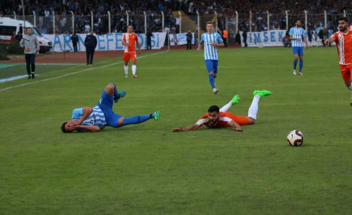 Spor Toto 1. Lig’in 13. haftasında Adana Demirspor, Adanaspor’u konuk