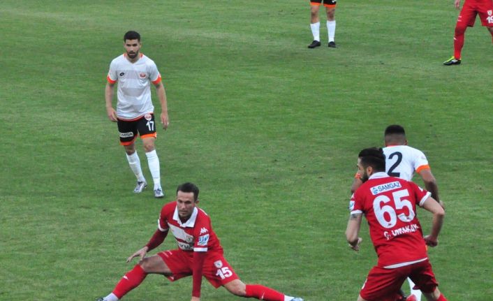 Spor Toto 1. Lig’in 29. haftasında Adanaspor evinde Samsunspor ile