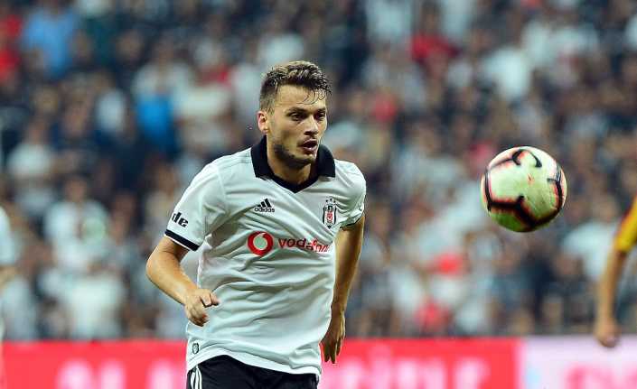 Beşiktaş’ta forma giyen Sırp futbolcu Adem Ljajic, ülkesinin UEFA Uluslar