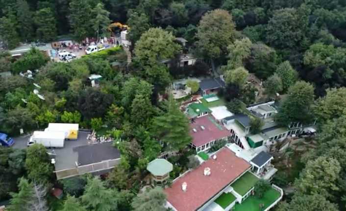 Adnan Oktar’ın Kandilli’deki villasında kaçak yapıların yıkılması için başlatılan çalışmalar