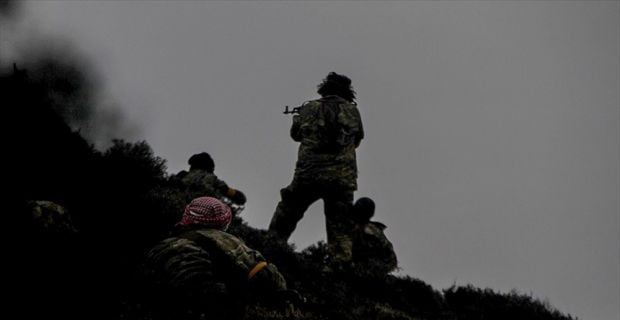 Suriyeli askeri muhalifler, Afrin'deki PYD/PKK'lılara gönderilmek istenen ağır silah yüklü