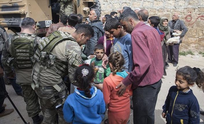 Afrin'de pek çok genç, yıllarca kendilerini zorla silah altına almak