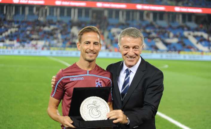 Trabzonspor Kulüp Başkanı Ahmet Ağaoğlu, bordo-mavili takım ile 200. maçına