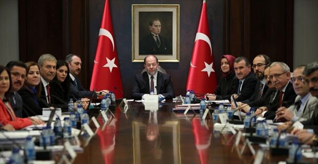 Çocukların ihmal ve istismarıyla mücadelede yasal önlemlerin yanı sıra ailelerin