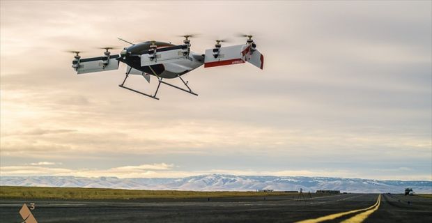 Havacılık şirketi Airbus'ın yayınladığı videoda, "Vahana" adlı elektrikli hava aracının,
