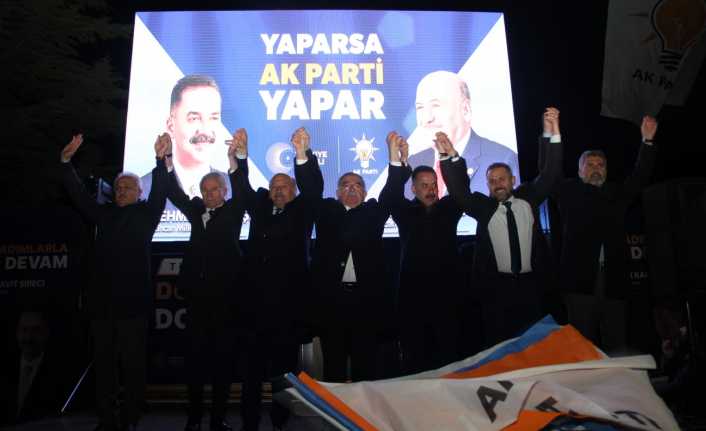 Seçim çalışmaları için Erzincan’a gelen AK Parti Grup Başkanı İsmet