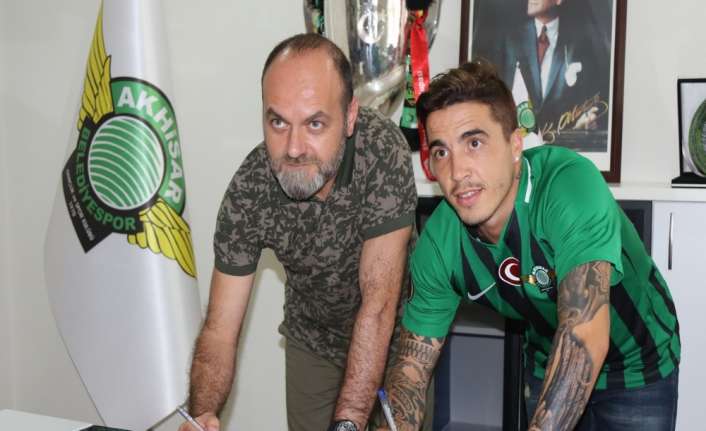 Spor Toto Süper Lig’de mücadele eden Akhisar Belediyespor, Portekizli orta
