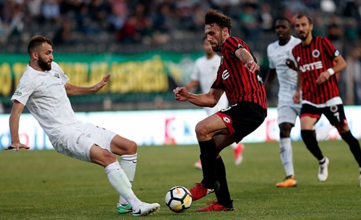 Teleset Mobilya Akhisarspor, yarın Spor Toto Süper Lig'de deplasmanda yenemediği