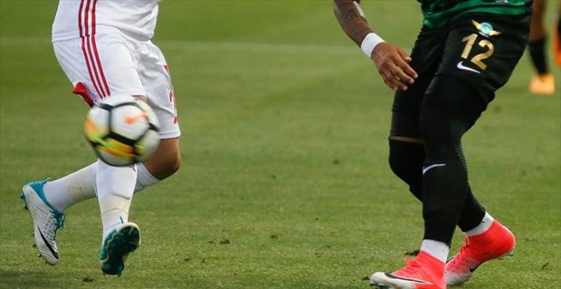 Süper Lig'de 9 maçtır kazanamayan Teleset Mobilya Akhisarspor, ikinci devrenin