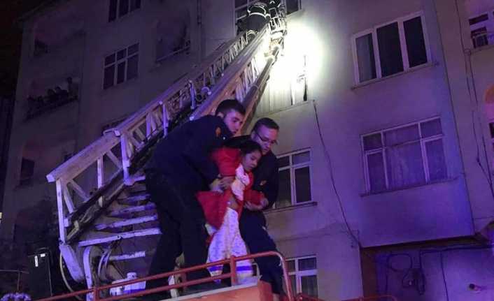 Aksaray’da 6 katlı apartman içine park edilen 3 tekerlekli bisikletin