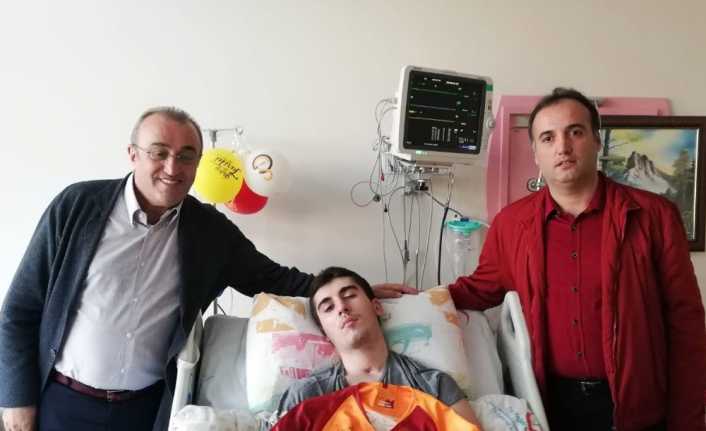 Galatasaray İkinci Başkanı Abdürrahim Albayrak, geçirdiği trafik kazası sonucu yaralanan