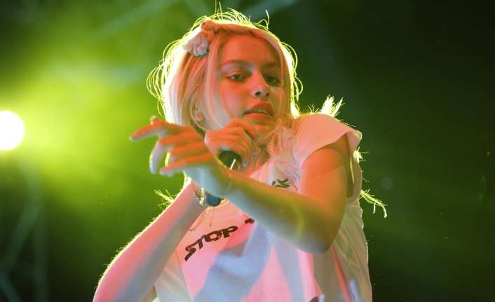 Ünlü şarkıcı Aleyna Tilki, 6 Temmuz’da Kocaeli’de ücretsiz konser verecek.