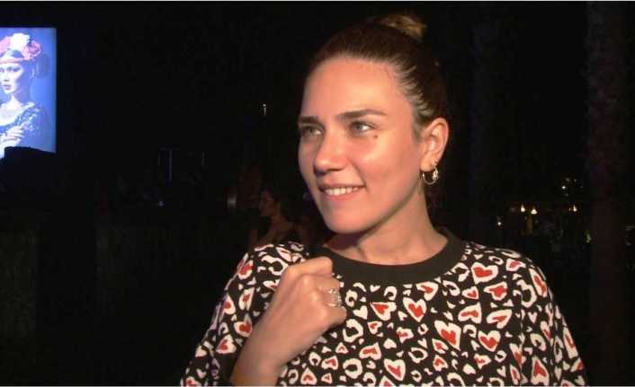 Bodrum’da sahne alan Ali Şan tatilcilere unutulmaz bir bayram gecesi