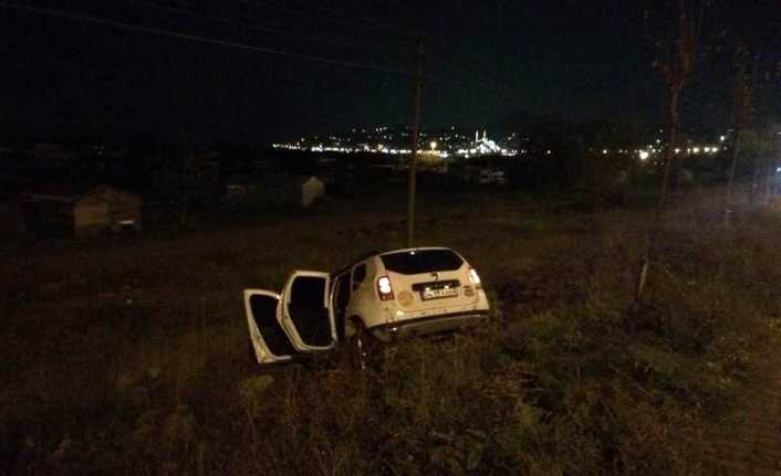 Giresun’da alkollü sürücünün kullandığı otomobil, uygulama yapan polis ekiplerinin arasına
