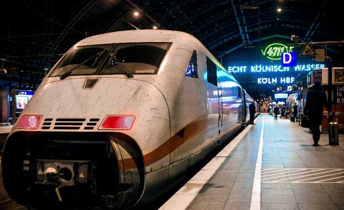 Alman Demir Yolları (Deutsche Bahn) ile Alman Demiryolu ve Taşımacılık