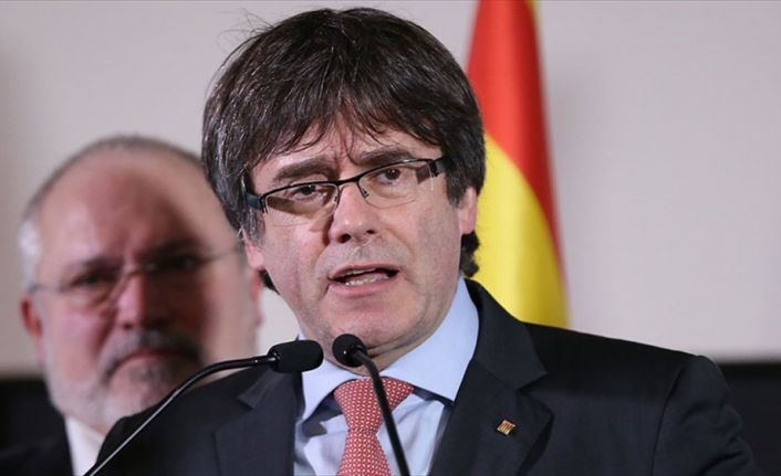 Almanya Hükümet Sözcüsü Seibert, eski Katalan lider Puigdemont’un Almanya’da göz