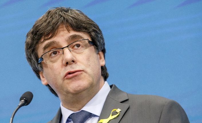 Eski Katalonya Özerk Yönetimi Başkanı Carles Puigdemont’un Almanya-Danimarka sınırında gözaltına