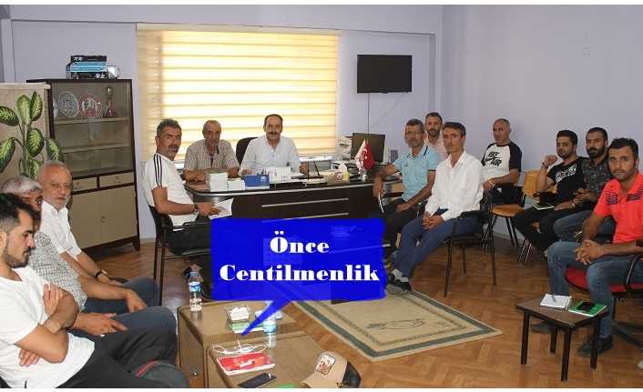 Erzincan ASKF 2019-2020 futbol sezonu öncesi Kulüp Başkanları ve temsilcileri