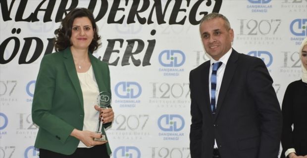 Anadolu Ajansı (AA), Danışmanlar Derneği tarafından "Yılın Medya Organı" ödülüne