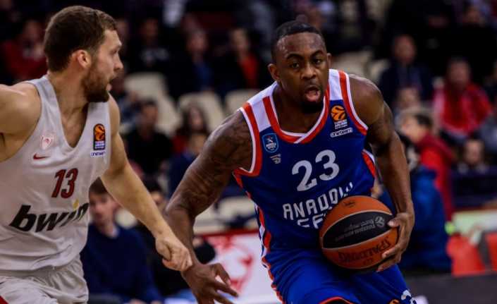 THY Euroleague’in 12. hafta maçında Anadolu Efes deplasmanda Olympiakos’a 88-81